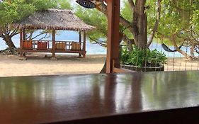 Biru Meno Beach Bungalows
